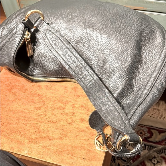 NWOT Michael Kors Black Leather Hobo Bag - Picture 4 of 8